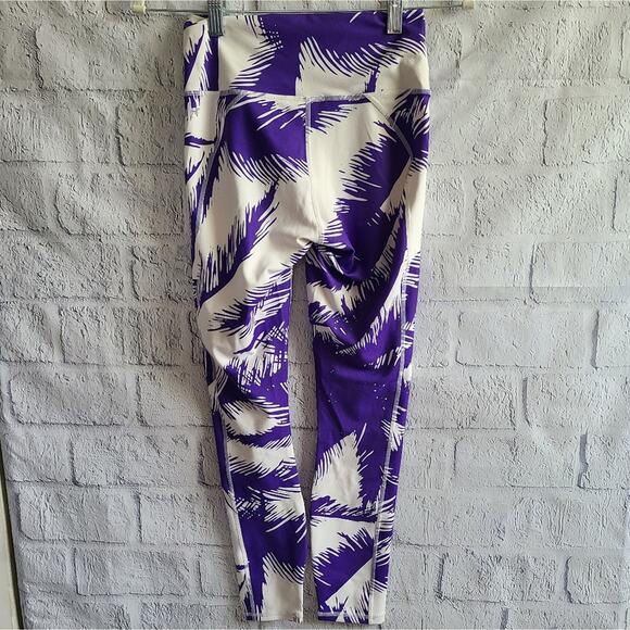 Fabletics PurLuxe Paradise High Waisted 7/8 Workout Leggings NWT Size XS - Picture 3 of 12